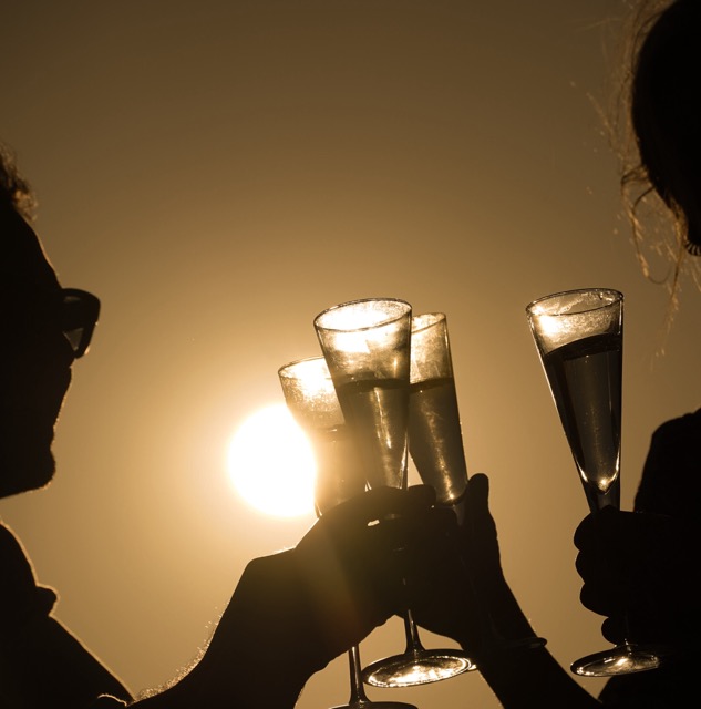 What are the best venues in Greece for weddings? Affordable venue hire in Greece. Seaside wedding pre-party and after party events